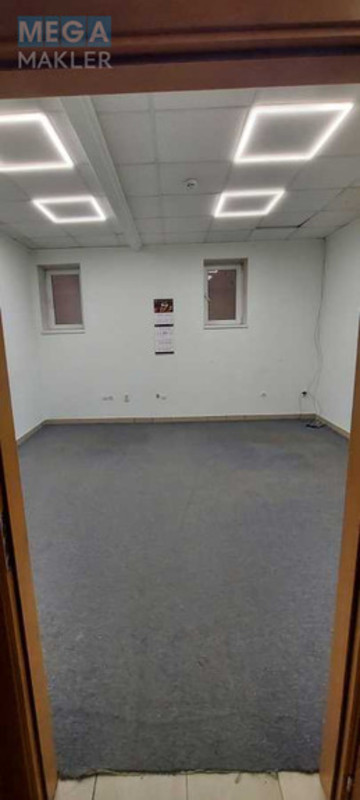 Оренда комерційної нерухомості, 71&nbsp;кв.м, под офис, <a class="location-link" href="/uzhgorod/" title="Недвижимость Ужгород">Ужгород</a>, Легоцького, 48 (изображение 4)