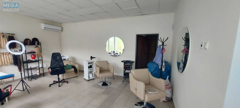 Оренда комерційної нерухомості, 71&nbsp;кв.м, под офис, <a class="location-link" href="/uzhgorod/" title="Недвижимость Ужгород">Ужгород</a>, Легоцького, 48 (изображение 5)