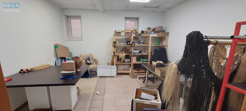 Оренда комерційної нерухомості, 71&nbsp;кв.м, под офис, <a class="location-link" href="/uzhgorod/" title="Недвижимость Ужгород">Ужгород</a>, Легоцького, 48 (изображение 8)