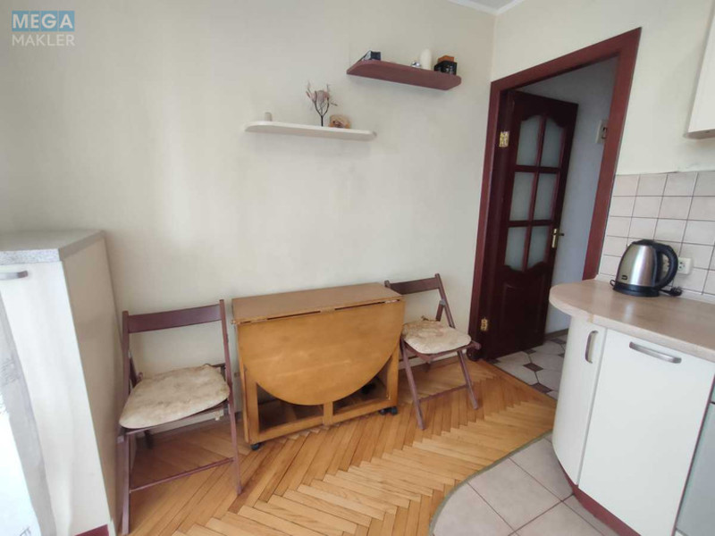 Оренда 3 кімнатної квартири, <a class="location-link" href="/kiev/" title="Недвижимость Київ">Київ</a>, <a class="location-link" href="/kiev/svyatoshinskij/" title="Недвижимость Святошинський район">Святошинський р-н</a>, Леся Курбаса просп., 5Б (изображение 4)