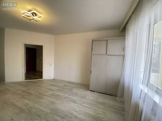 Продаж 1 кімнатної квартири (52,7/22,5/15,8), 1 пов. 7 пов. будинку, <a class="location-link" href="/borispol/" title="Недвижимость Бориспіль">Бориспіль</a>, Головатого, 77а (изображение 9)