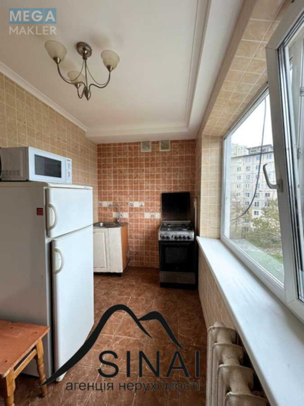 Продаж 2 кімнатної квартири (45,8/29/4,8), 5 пов. 5 пов. будинку, <a class="location-link" href="/kiev/" title="Недвижимость Київ">Київ</a>, <a class="location-link" href="/kiev/dneprovskij/" title="Недвижимость Дніпровський район">Дніпровський р-н</a>, Алишера Навои просп., 86 (изображение 6)