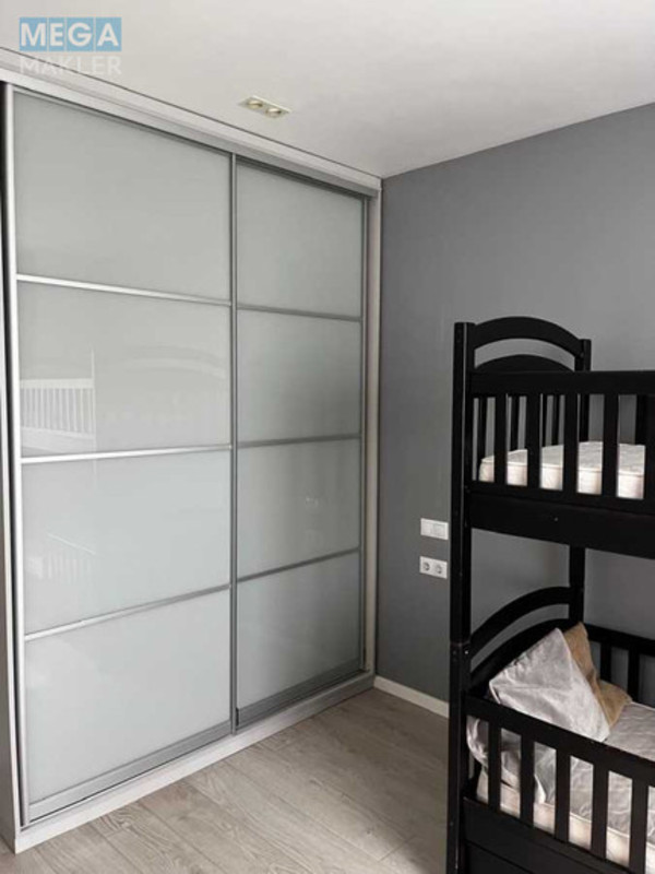 Оренда 3 кімнатної квартири, <a class="location-link" href="/kiev/" title="Недвижимость Київ">Київ</a>, <a class="location-link" href="/kiev/shevchenkovskij/" title="Недвижимость Шевченківський район">Шевченківський р-н</a>, Юрия Ильенко ул., 51Б (изображение 5)