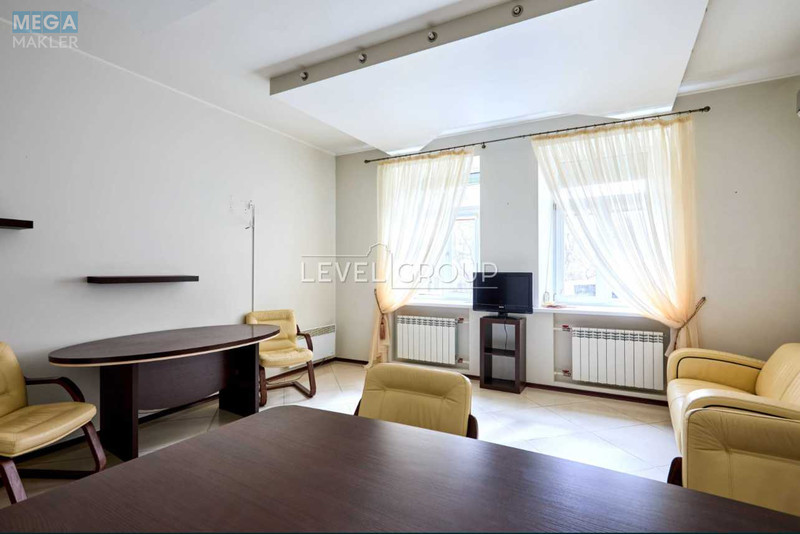 Продаж 2 кімнатної квартири (60/45/5), 1 пов. 5 пов. будинку, <a class="location-link" href="/kiev/" title="Недвижимость Київ">Київ</a>, <a class="location-link" href="/kiev/pecherskij/" title="Недвижимость Печерський район">Печерський р-н</a>, Шелковичная ул., 18б (изображение 4)