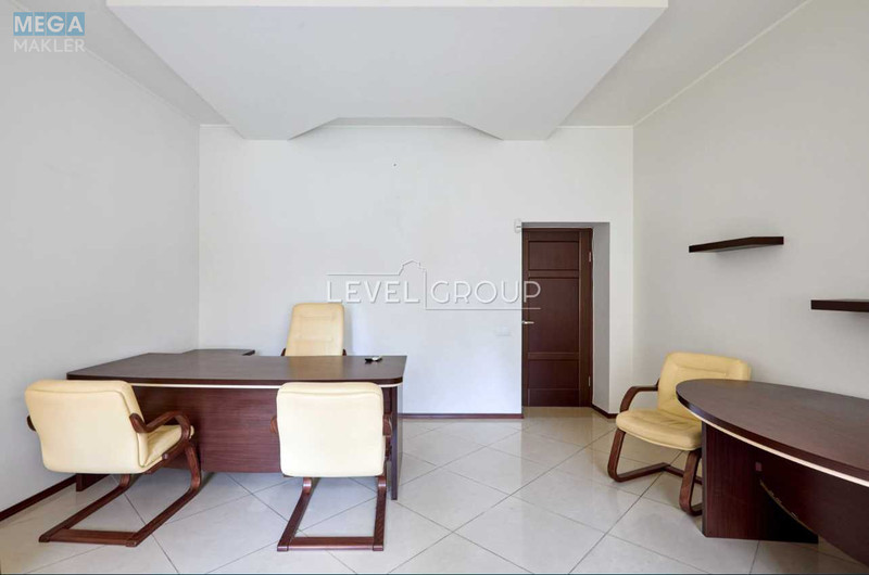 Продаж 2 кімнатної квартири (60/45/5), 1 пов. 5 пов. будинку, <a class="location-link" href="/kiev/" title="Недвижимость Київ">Київ</a>, <a class="location-link" href="/kiev/pecherskij/" title="Недвижимость Печерський район">Печерський р-н</a>, Шелковичная ул., 18б (изображение 6)