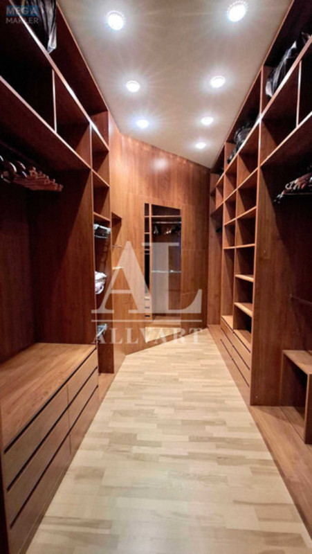 Продаж 3 кімнатної квартири (147,7/?/12), 4 пов. 7 пов. будинку, <a class="location-link" href="/kiev/" title="Недвижимость Київ">Київ</a>, <a class="location-link" href="/kiev/pecherskij/" title="Недвижимость Печерський район">Печерський р-н</a>, Велика Васильківська пл., 67/7 (изображение 5)