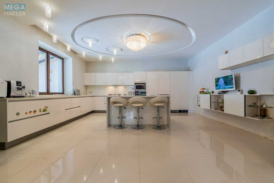 Продаж дома, 3&nbsp;поверху, 430&nbsp;кв.м, 5&nbsp;кімнат, ділянка 10&nbsp;соток, <a class="location-link" href="/ivankovichi/" title="Недвижимость Іванковичі">Іванковичі</a>, Садовая, 12 (изображение 4)