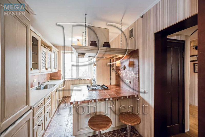 Продаж дома, 2&nbsp;поверху, 249&nbsp;кв.м, 4&nbsp;кімнати, ділянка 8&nbsp;соток, <a class="location-link" href="/yurevka-selo-kv/" title="Недвижимость Юрівка">Юрівка</a>, Васильківська вулиця (изображение 4)