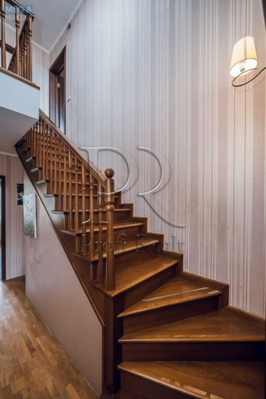 Продаж дома, 2&nbsp;поверху, 249&nbsp;кв.м, 4&nbsp;кімнати, ділянка 8&nbsp;соток, <a class="location-link" href="/yurevka-selo-kv/" title="Недвижимость Юрівка">Юрівка</a>, Васильківська вулиця (изображение 9)