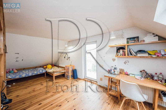 Продаж дома, 2&nbsp;поверху, 249&nbsp;кв.м, 4&nbsp;кімнати, ділянка 8&nbsp;соток, <a class="location-link" href="/yurevka-selo-kv/" title="Недвижимость Юрівка">Юрівка</a>, Васильківська вулиця (изображение 18)