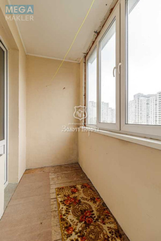 Продаж 3 кімнатної квартири (101/56/13), 5 пов. 18 пов. будинку, <a class="location-link" href="/kiev/" title="Недвижимость Київ">Київ</a>, <a class="location-link" href="/kiev/darnickij/" title="Недвижимость Дарницький район">Дарницький р-н</a>, Анни Ахматової вул., 16б (изображение 8)