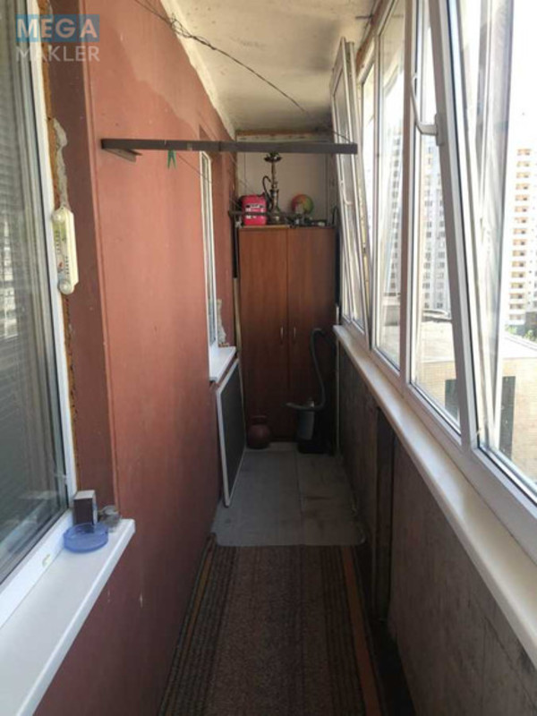 Продаж 1 кімнатної квартири (40/19/8), 9 пов. 10 пов. будинку, <a class="location-link" href="/kiev/" title="Недвижимость Київ">Київ</a>, <a class="location-link" href="/kiev/darnickij/" title="Недвижимость Дарницький район">Дарницький р-н</a>, Бориса Гмирі вул., 9 (изображение 4)