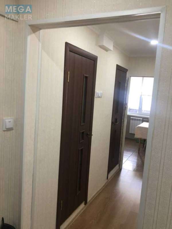 Продаж 1 кімнатної квартири (40/19/8), 9 пов. 10 пов. будинку, <a class="location-link" href="/kiev/" title="Недвижимость Київ">Київ</a>, <a class="location-link" href="/kiev/darnickij/" title="Недвижимость Дарницький район">Дарницький р-н</a>, Бориса Гмирі вул., 9 (изображение 7)