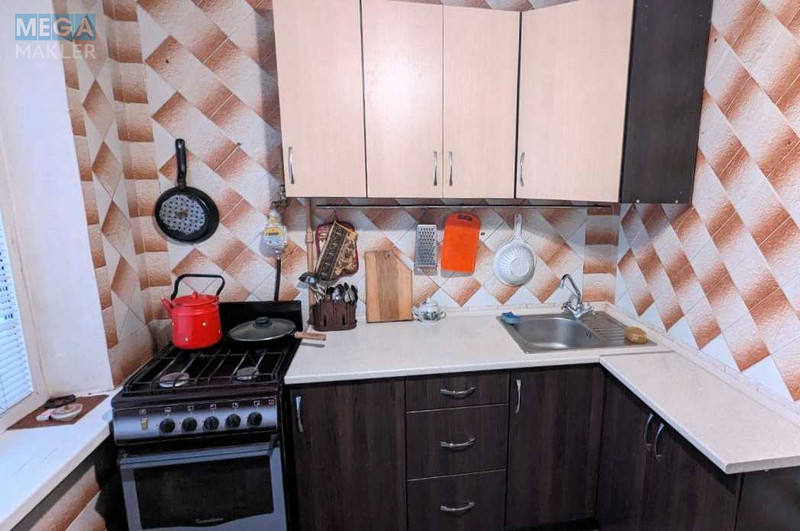 Продаж 1 кімнатної квартири (32/17/8), 5 пов. 12 пов. будинку, <a class="location-link" href="/kiev/" title="Недвижимость Київ">Київ</a>, <a class="location-link" href="/kiev/svyatoshinskij/" title="Недвижимость Святошинський район">Святошинський р-н</a>, Генерала Наумова вул. (изображение 2)