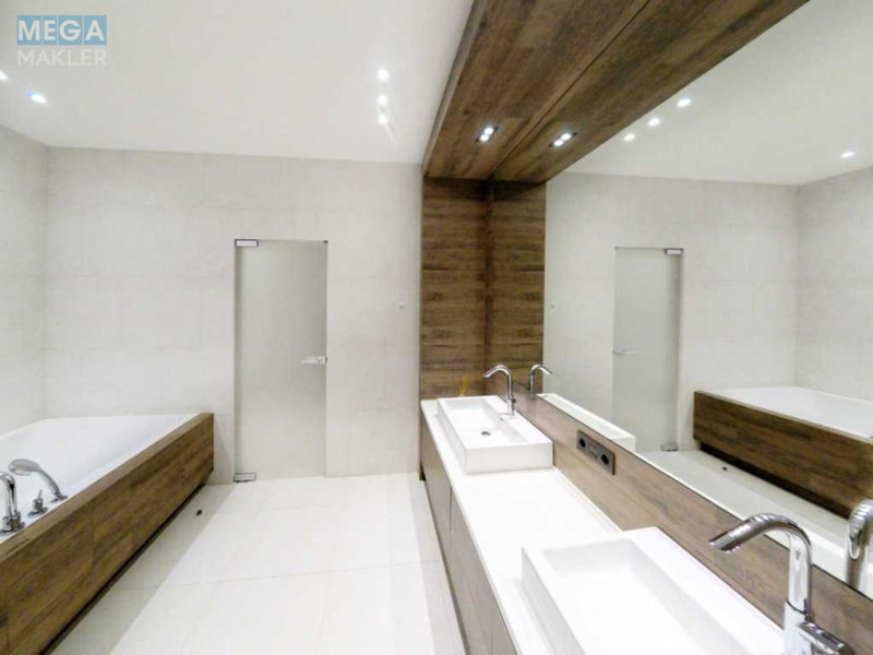 Оренда 3 кімнатної квартири, <a class="location-link" href="/kiev/" title="Недвижимость Київ">Київ</a>, <a class="location-link" href="/kiev/pecherskij/" title="Недвижимость Печерський район">Печерський р-н</a>, Євгена Коновальця вул., 44а (изображение 20)