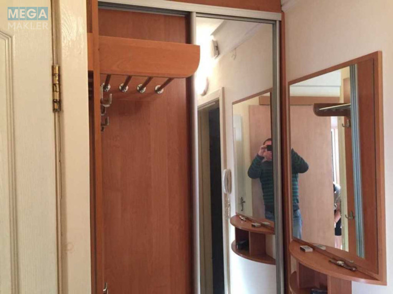 Продаж 1 кімнатної квартири (36/18/6), 4 пов. 9 пов. будинку, <a class="location-link" href="/kiev/" title="Недвижимость Київ">Київ</a>, <a class="location-link" href="/kiev/podolskij/" title="Недвижимость Подільський район">Подільський р-н</a>, Гречко Маршала ул., 24А (изображение 12)