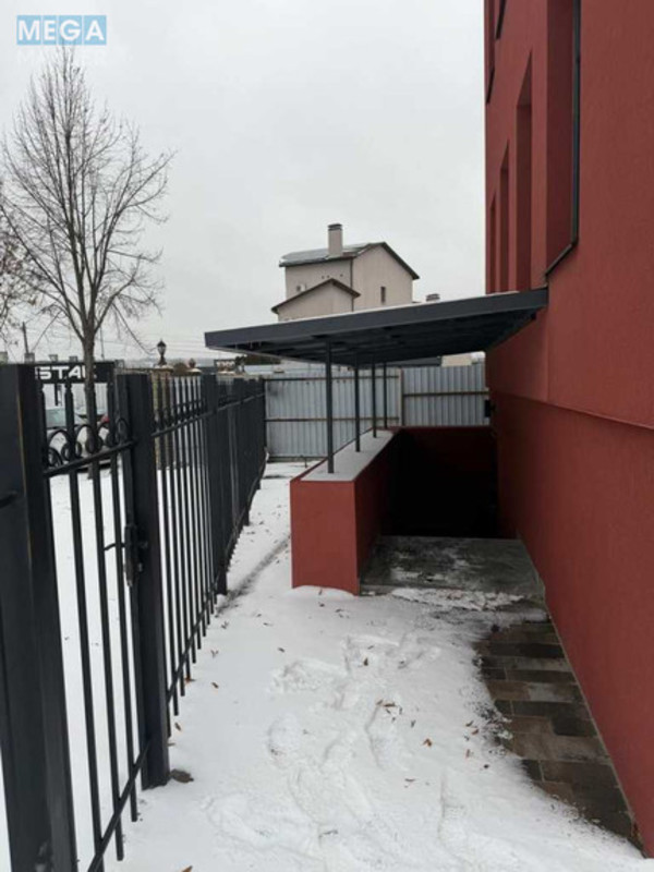 Оренда комерційної нерухомості, 30&nbsp;кв.м, под офис, <a class="location-link" href="/kiev/" title="Недвижимость Київ">Київ</a>, <a class="location-link" href="/kiev/goloseevskij/" title="Недвижимость Голосіївський район">Голосіївський р-н</a>, Передова вул., 3 (изображение 3)