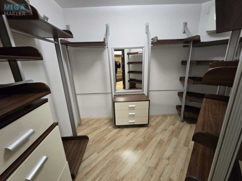 Продаж 4 кімнатної квартири (160/100/20), 5 пов. 9 пов. будинку, <a class="location-link" href="/kiev/" title="Недвижимость Київ">Київ</a>, <a class="location-link" href="/kiev/dneprovskij/" title="Недвижимость Дніпровський район">Дніпровський р-н</a>, Раисы Окипной ул., 4 (изображение 13)