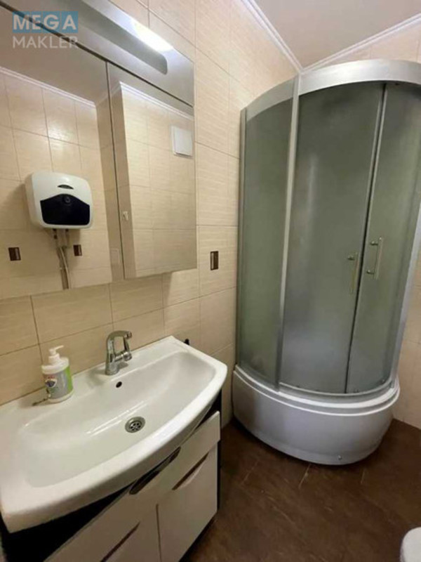 Оренда 1 кімнатної квартири, <a class="location-link" href="/kiev/" title="Недвижимость Київ">Київ</a>, <a class="location-link" href="/kiev/obolonskij/" title="Недвижимость Оболонський район">Оболонський р-н</a>, Богатырская ул., 6А (изображение 11)