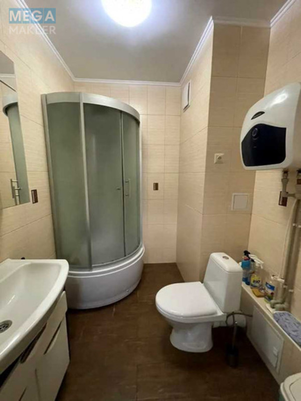 Оренда 1 кімнатної квартири, <a class="location-link" href="/kiev/" title="Недвижимость Київ">Київ</a>, <a class="location-link" href="/kiev/obolonskij/" title="Недвижимость Оболонський район">Оболонський р-н</a>, Богатырская ул., 6А (изображение 12)