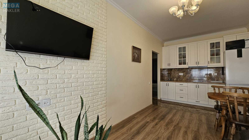 Оренда 1 кімнатної квартири, <a class="location-link" href="/kiev/" title="Недвижимость Київ">Київ</a>, <a class="location-link" href="/kiev/svyatoshinskij/" title="Недвижимость Святошинський район">Святошинський р-н</a>, Клавдіївська вул., 40в (изображение 3)