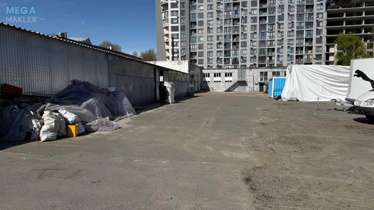 Продаж комерційної нерухомості, 3&nbsp;000&nbsp;кв.м, под склад, <a class="location-link" href="/kiev/" title="Недвижимость Київ">Київ</a>, <a class="location-link" href="/kiev/goloseevskij/" title="Недвижимость Голосіївський район">Голосіївський р-н</a>, Науки просп., 57 (изображение 2)