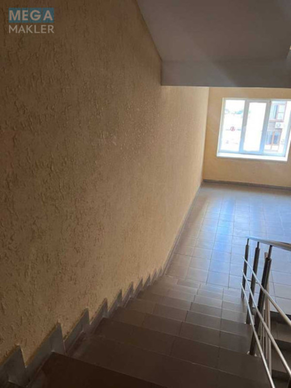 Продаж 2 кімнатної квартири (70/33/21), 4 пов. 11 пов. будинку, <a class="location-link" href="/cherkassi/" title="Недвижимость Черкаси">Черкаси</a>, <a class="location-link" href="/cherkassi/pridneprovskij/" title="Недвижимость Придніпровський район">Придніпровський р-н</a>, Героїв Дніпра, 4 (изображение 2)