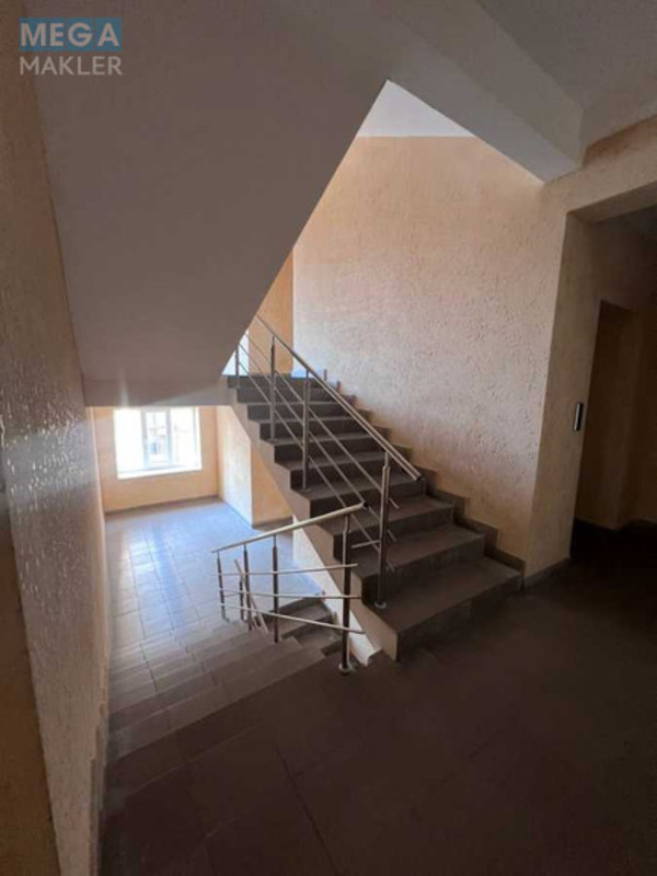 Продаж 2 кімнатної квартири (70/33/21), 4 пов. 11 пов. будинку, <a class="location-link" href="/cherkassi/" title="Недвижимость Черкаси">Черкаси</a>, <a class="location-link" href="/cherkassi/pridneprovskij/" title="Недвижимость Придніпровський район">Придніпровський р-н</a>, Героїв Дніпра, 4 (изображение 3)