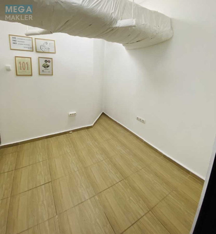 Оренда комерційної нерухомості, 21&nbsp;кв.м, под офис, <a class="location-link" href="/kiev/" title="Недвижимость Київ">Київ</a>, <a class="location-link" href="/kiev/dneprovskij/" title="Недвижимость Дніпровський район">Дніпровський р-н</a>, Раїси Окіпної вул., 4 (изображение 3)