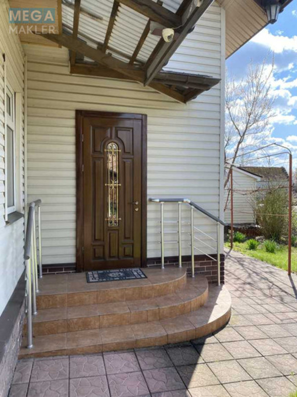 Продаж дома, 2&nbsp;поверху, 207&nbsp;кв.м, 6&nbsp;кімнат, ділянка 8,10&nbsp;соток, <a class="location-link" href="/borispol/" title="Недвижимость Бориспіль">Бориспіль</a>, Садова (изображение 2)