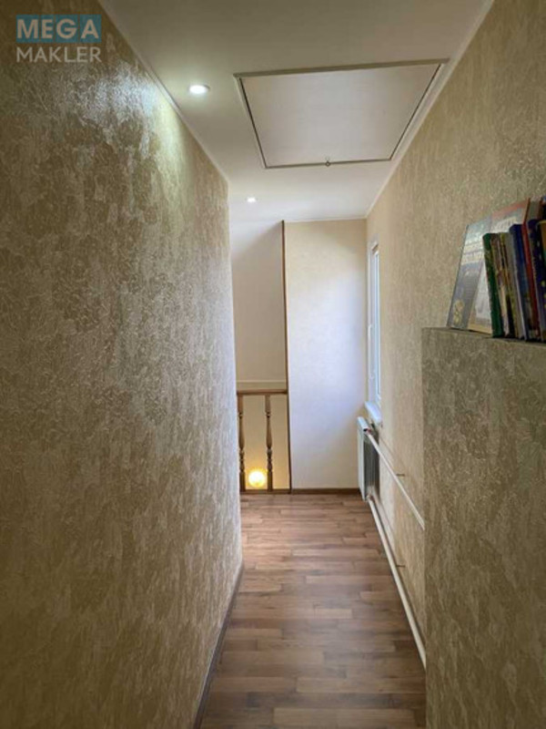 Продаж дома, 2&nbsp;поверху, 207&nbsp;кв.м, 6&nbsp;кімнат, ділянка 8,10&nbsp;соток, <a class="location-link" href="/borispol/" title="Недвижимость Бориспіль">Бориспіль</a>, Садова (изображение 11)