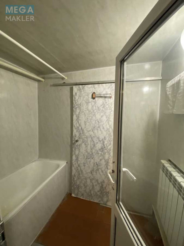 Продаж дома, 2&nbsp;поверху, 207&nbsp;кв.м, 6&nbsp;кімнат, ділянка 8,10&nbsp;соток, <a class="location-link" href="/borispol/" title="Недвижимость Бориспіль">Бориспіль</a>, Садова (изображение 22)