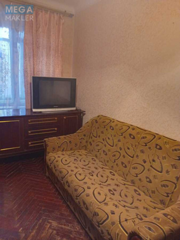 Оренда 3 кімнатної квартири, <a class="location-link" href="/kiev/" title="Недвижимость Київ">Київ</a>, <a class="location-link" href="/kiev/solomenskij/" title="Недвижимость Солом'янський район">Солом'янський р-н</a>, Авиаконструктора Антонова ул., 15 (изображение 2)