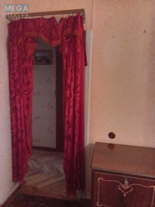 Оренда 3 кімнатної квартири, <a class="location-link" href="/kiev/" title="Недвижимость Київ">Київ</a>, <a class="location-link" href="/kiev/solomenskij/" title="Недвижимость Солом'янський район">Солом'янський р-н</a>, Авиаконструктора Антонова ул., 15 (изображение 5)