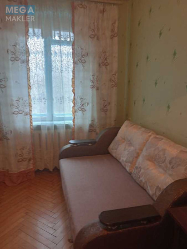 Оренда 3 кімнатної квартири, <a class="location-link" href="/kiev/" title="Недвижимость Київ">Київ</a>, <a class="location-link" href="/kiev/solomenskij/" title="Недвижимость Солом'янський район">Солом'янський р-н</a>, Авиаконструктора Антонова ул., 15 (изображение 8)