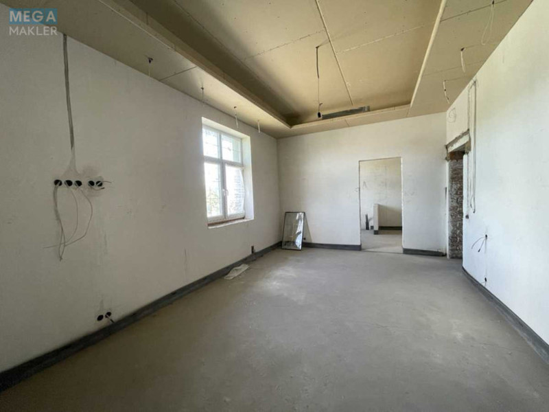 Продаж дома, 2&nbsp;поверху, 565&nbsp;кв.м, 13&nbsp;кімнат, ділянка 24&nbsp;сотки, <a class="location-link" href="/dmitrovka-selo-kv-kievo-svyatoshinskij-rajon/" title="Недвижимость Дмитрівка">Дмитрівка</a>, Привітна, 45 (изображение 6)