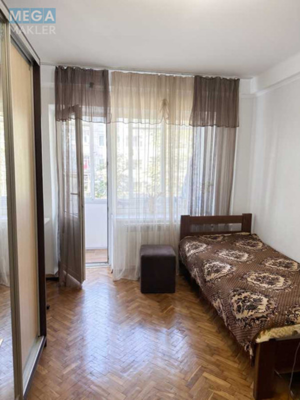 Продаж 2 кімнатної квартири (45/30/7), 3 пов. 5 пов. будинку, <a class="location-link" href="/kiev/" title="Недвижимость Київ">Київ</a>, <a class="location-link" href="/kiev/shevchenkovskij/" title="Недвижимость Шевченківський район">Шевченківський р-н</a>, Ігоря Турчина вул., 12в (изображение 3)