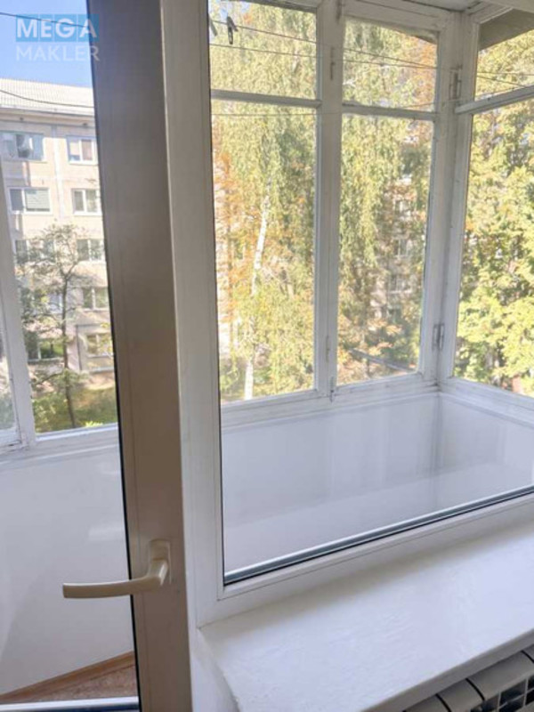 Продаж 2 кімнатної квартири (45/30/7), 3 пов. 5 пов. будинку, <a class="location-link" href="/kiev/" title="Недвижимость Київ">Київ</a>, <a class="location-link" href="/kiev/shevchenkovskij/" title="Недвижимость Шевченківський район">Шевченківський р-н</a>, Ігоря Турчина вул., 12в (изображение 7)