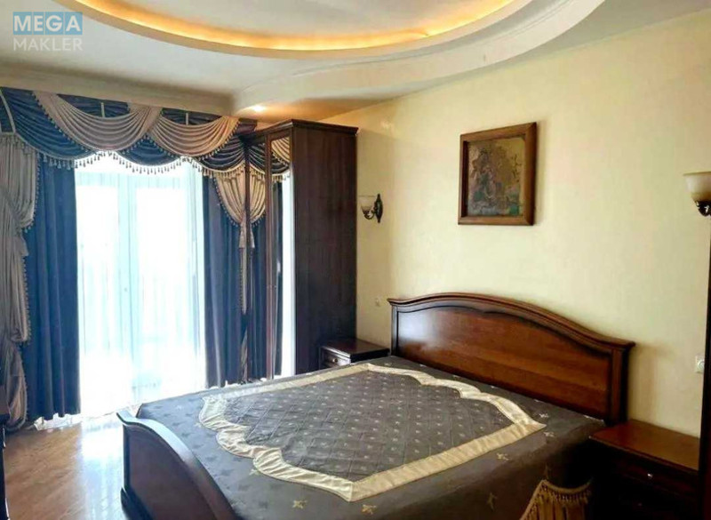 Оренда 4 кімнатні квартири, <a class="location-link" href="/kiev/" title="Недвижимость Київ">Київ</a>, <a class="location-link" href="/kiev/podolskij/" title="Недвижимость Подільський район">Подільський р-н</a>, Волоська вул., 12в (изображение 8)