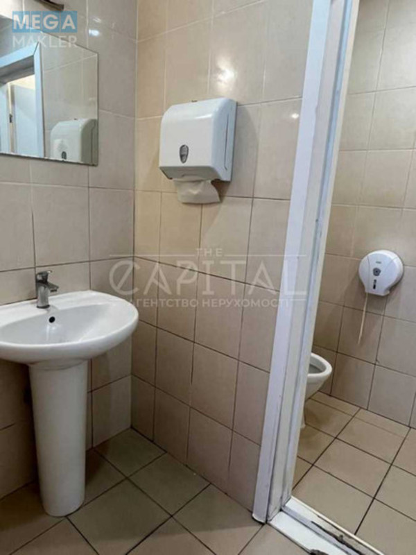 Оренда окремої будівлі/побудови, 300&nbsp;кв.м, <a class="location-link" href="/kiev/" title="Недвижимость Київ">Київ</a>, <a class="location-link" href="/kiev/goloseevskij/" title="Недвижимость Голосіївський район">Голосіївський р-н</a>, Велика Васильківська вул. (изображение 9)