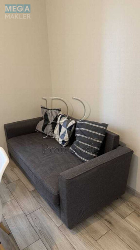 Продаж 1 кімнатної квартири (42/18/10), 15 пов. 25 пов. будинку, <a class="location-link" href="/kiev/" title="Недвижимость Київ">Київ</a>, <a class="location-link" href="/kiev/goloseevskij/" title="Недвижимость Голосіївський район">Голосіївський р-н</a>, Ломоносова вулиця, 36В (изображение 4)