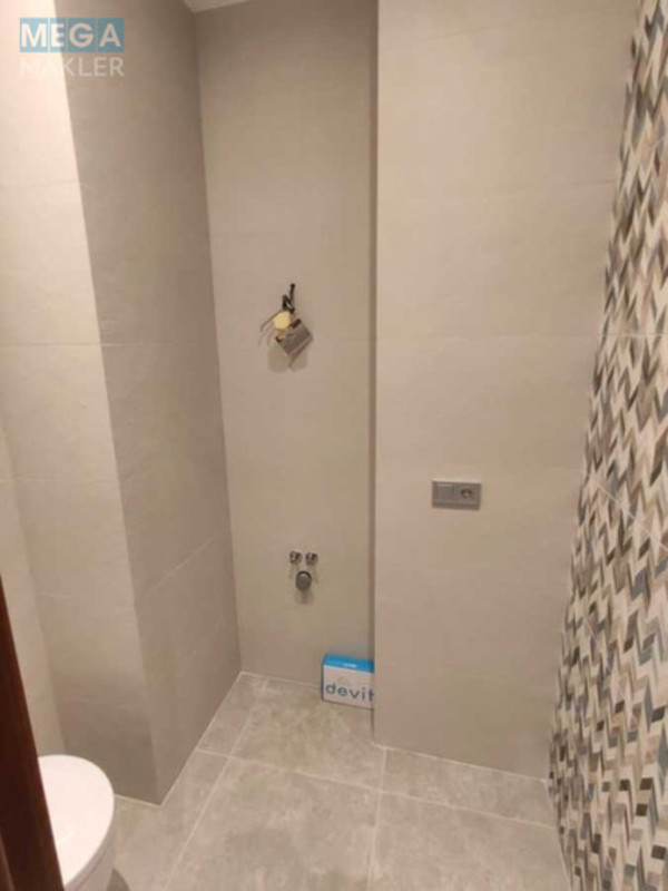 Продаж комерційної нерухомості, 126&nbsp;кв.м, под офис, <a class="location-link" href="/kiev/" title="Недвижимость Київ">Київ</a>, <a class="location-link" href="/kiev/goloseevskij/" title="Недвижимость Голосіївський район">Голосіївський р-н</a>, Жилянская ул., 59 (изображение 7)