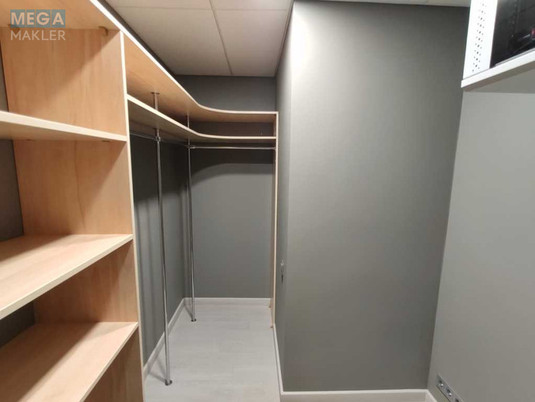 Продаж комерційної нерухомості, 126&nbsp;кв.м, под офис, <a class="location-link" href="/kiev/" title="Недвижимость Київ">Київ</a>, <a class="location-link" href="/kiev/goloseevskij/" title="Недвижимость Голосіївський район">Голосіївський р-н</a>, Жилянская ул., 59 (изображение 8)