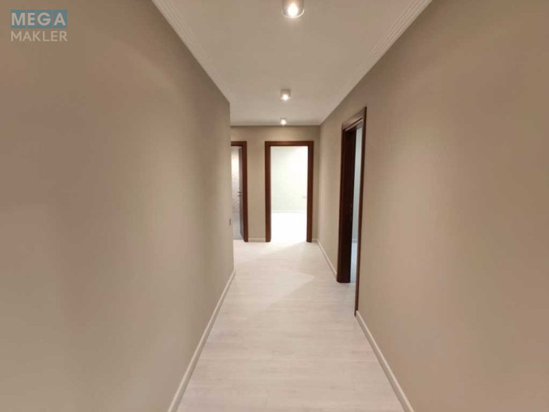 Продаж комерційної нерухомості, 126&nbsp;кв.м, под офис, <a class="location-link" href="/kiev/" title="Недвижимость Київ">Київ</a>, <a class="location-link" href="/kiev/goloseevskij/" title="Недвижимость Голосіївський район">Голосіївський р-н</a>, Жилянская ул., 59 (изображение 11)