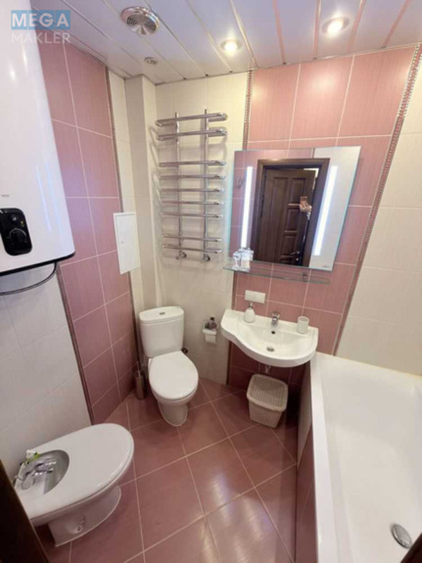 Оренда 1 кімнатної квартири, <a class="location-link" href="/kiev/" title="Недвижимость Київ">Київ</a>, <a class="location-link" href="/kiev/svyatoshinskij/" title="Недвижимость Святошинський район">Святошинський р-н</a>, Берестейский просп., 91 (изображение 13)