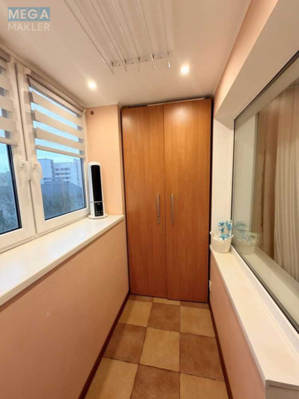 Оренда 1 кімнатної квартири, <a class="location-link" href="/kiev/" title="Недвижимость Київ">Київ</a>, <a class="location-link" href="/kiev/svyatoshinskij/" title="Недвижимость Святошинський район">Святошинський р-н</a>, Берестейский просп., 91 (изображение 20)