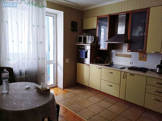 Продаж 2 кімнатної квартири (90/45/14), 3 пов. 18 пов. будинку, <a class="location-link" href="/kiev/" title="Недвижимость Київ">Київ</a>, <a class="location-link" href="/kiev/solomenskij/" title="Недвижимость Солом'янський район">Солом'янський р-н</a>, Миколи Голего вул., 5 (изображение 4)