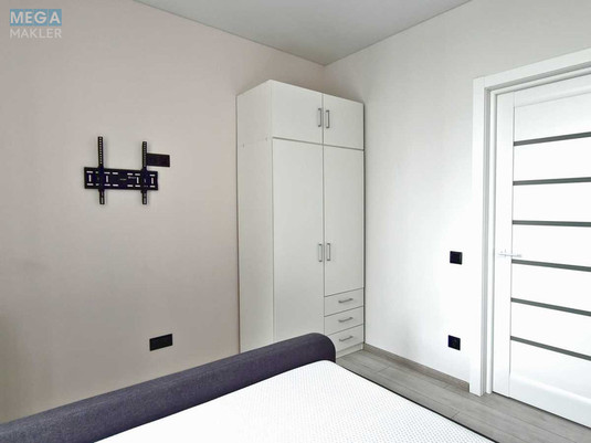 Продаж 2 кімнатної квартири (46/11/27), 24 пов. 26 пов. будинку, <a class="location-link" href="/kiev/" title="Недвижимость Київ">Київ</a>, <a class="location-link" href="/kiev/darnickij/" title="Недвижимость Дарницький район">Дарницький р-н</a>, Дніпровська наб., 16Д (изображение 8)