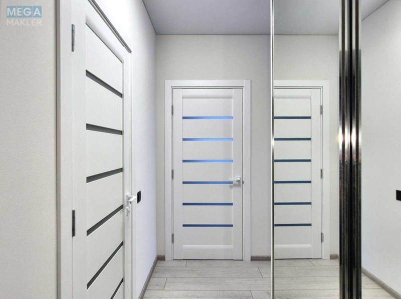 Продаж 2 кімнатної квартири (46/11/27), 24 пов. 26 пов. будинку, <a class="location-link" href="/kiev/" title="Недвижимость Київ">Київ</a>, <a class="location-link" href="/kiev/darnickij/" title="Недвижимость Дарницький район">Дарницький р-н</a>, Дніпровська наб., 16Д (изображение 12)