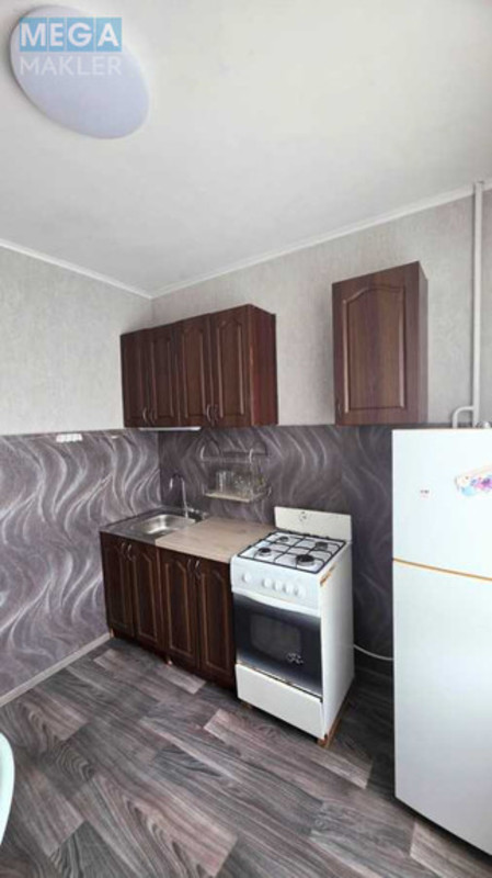 Оренда 2 кімнатної квартири, <a class="location-link" href="/kiev/" title="Недвижимость Київ">Київ</a>, <a class="location-link" href="/kiev/podolskij/" title="Недвижимость Подільський район">Подільський р-н</a>, Георгія Гонгадзе просп., 32 (изображение 3)